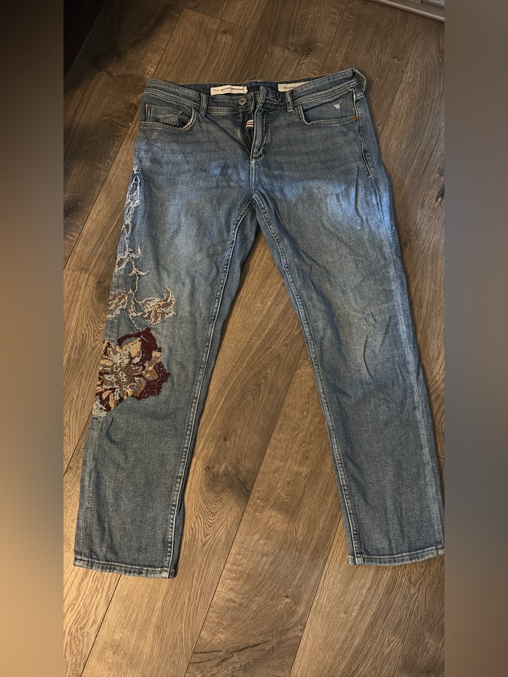 Pilcro and the Letterpress Straight-Leg Light Blue Jeans with Floral Embroidery